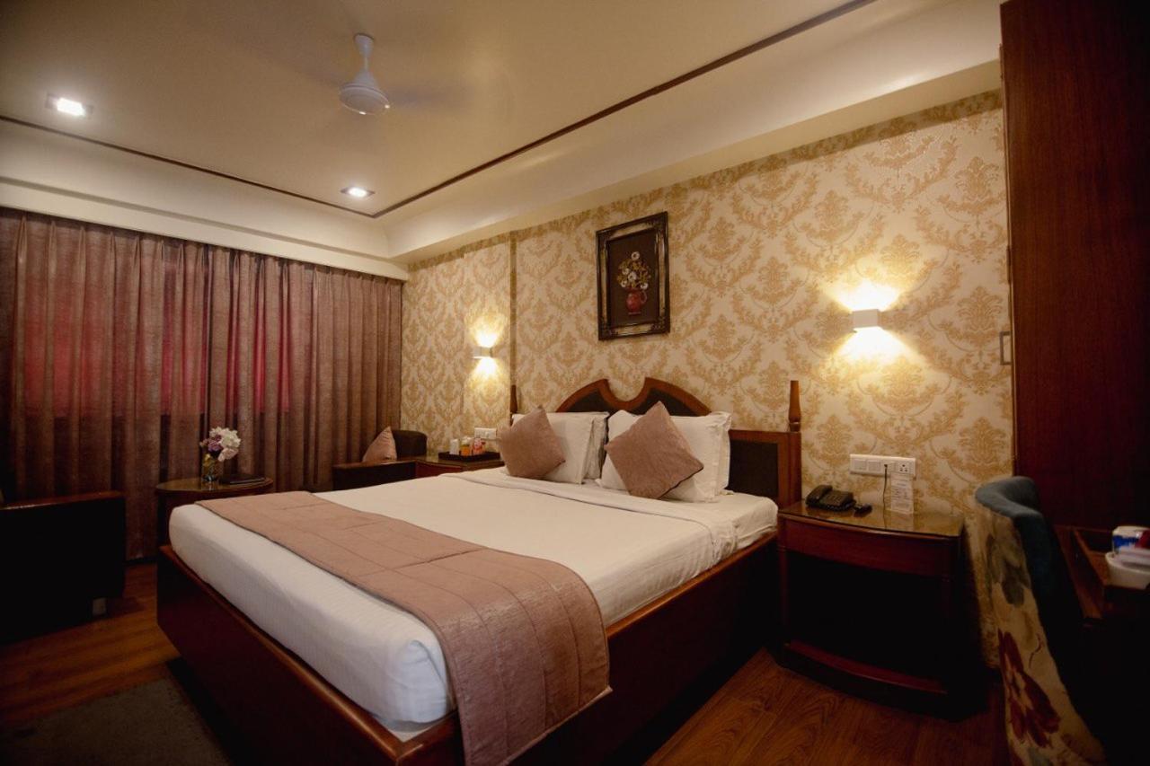 Hotel Punjab Palace Rāipur Exterior foto